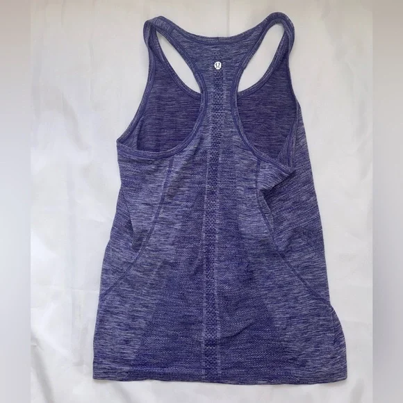 2 Lululemon Tank Tops Grey and purple size 8 - Picture 8 of 8